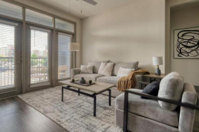 Landing at Enclave at Woodland Lakes - 2 Bedrooms in The Woodlands